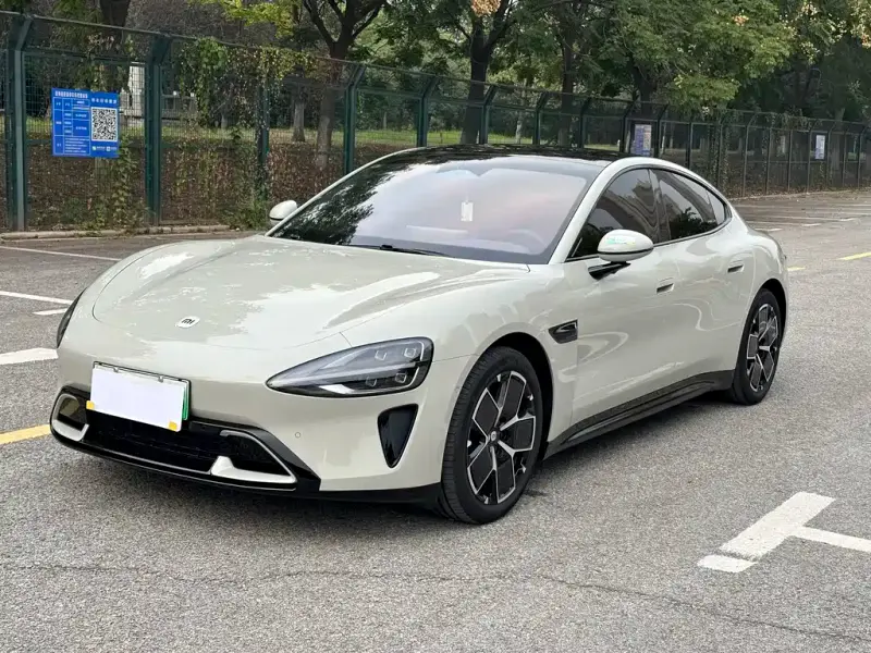 Xiaomi SU7, 2025