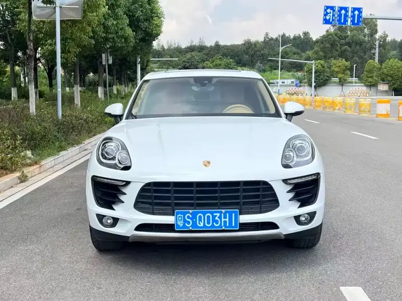 Porsche Macan, 2018