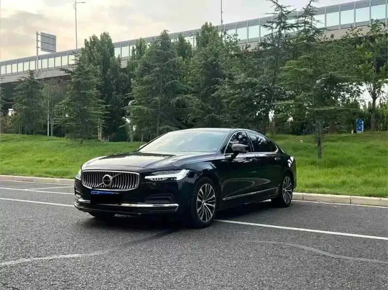 Volvo S90, 2023