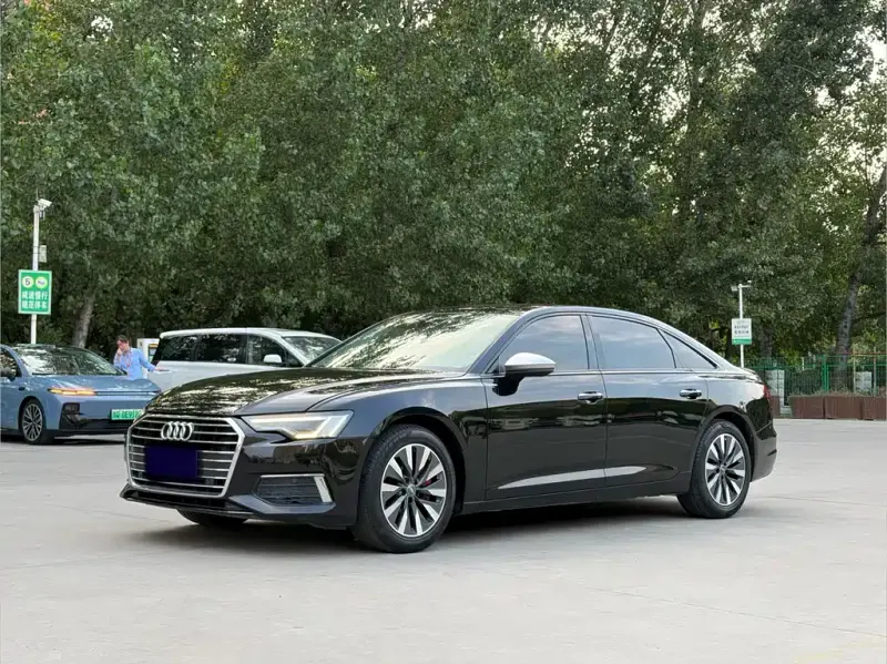 Audi A6L, 2020