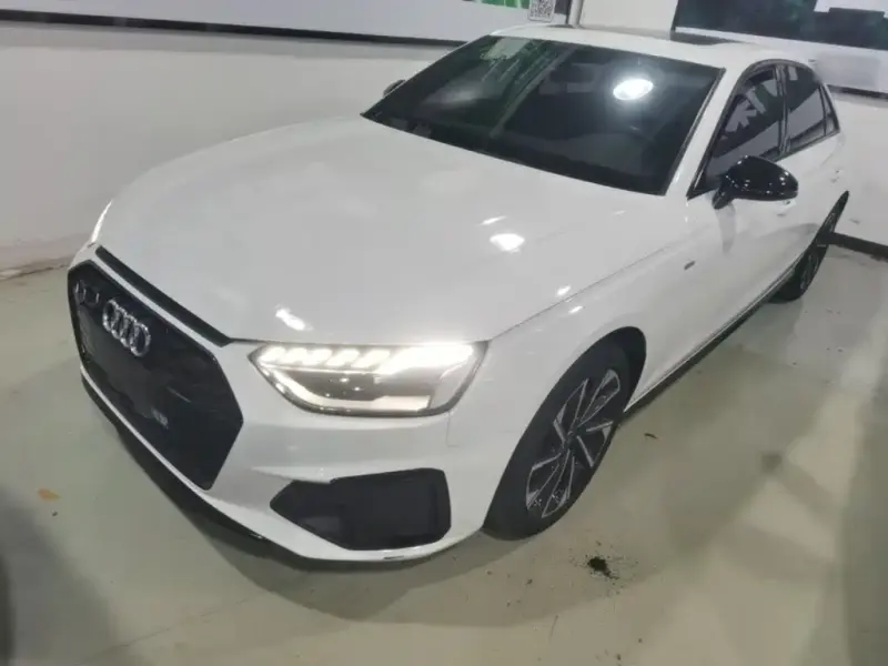 Audi A4L, 2023