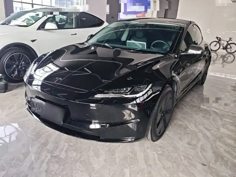 Tesla Model 3, 2024