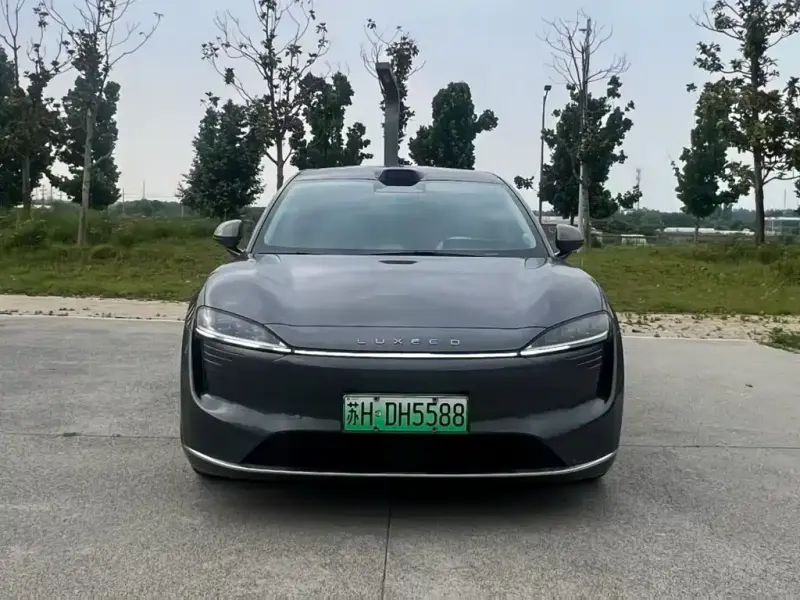 Luxeed Zhijie R7, 2025