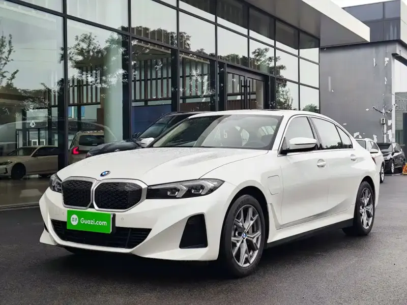 BMW i3, 2025