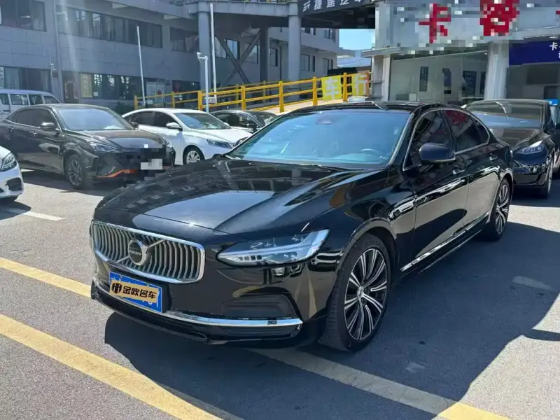 Volvo S90, 2022