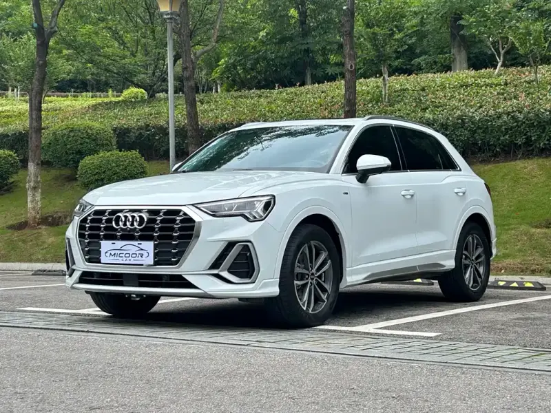 Audi Q3, 2022