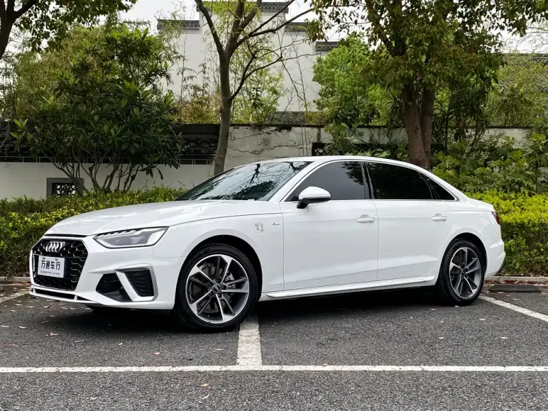 Audi A4L, 2025