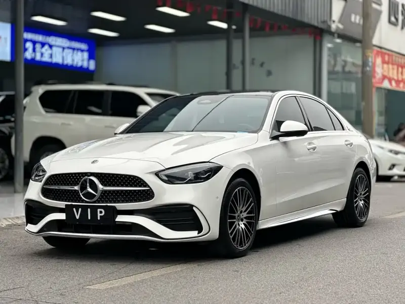 Mercedes-Benz C-Class, 2024