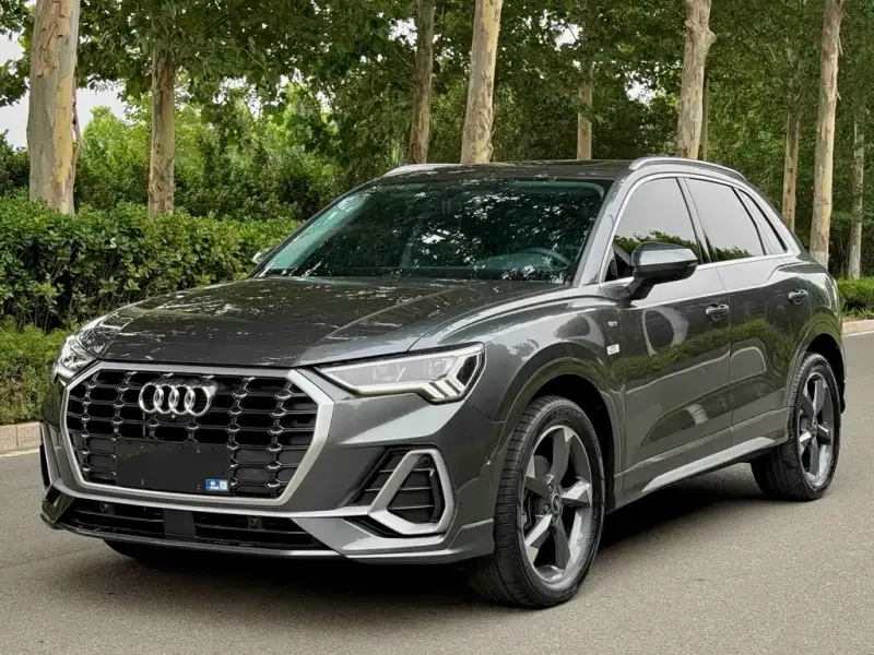 Audi Q3, 2022