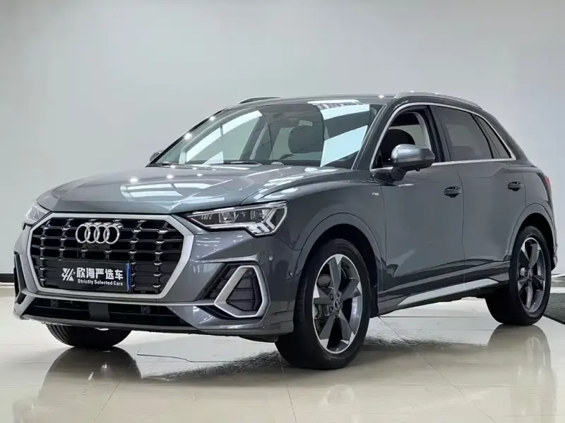 Audi Q3, 2022