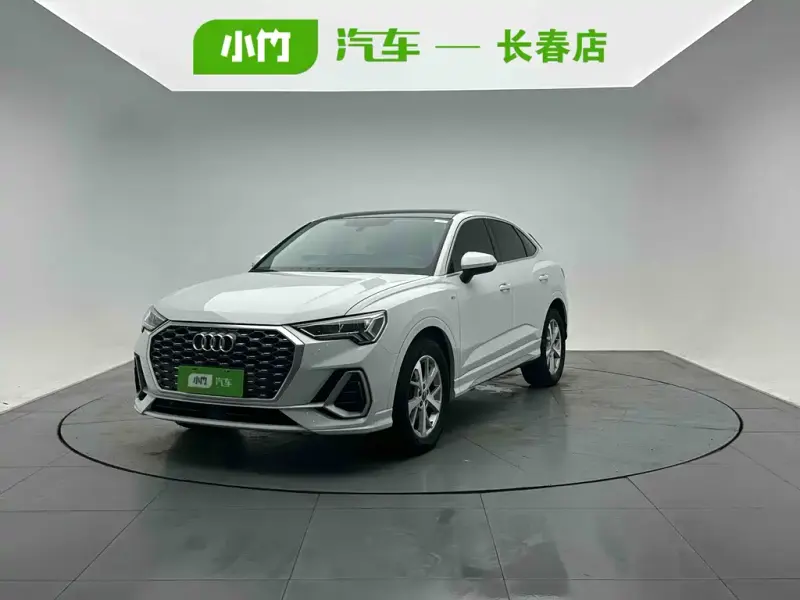 Audi Q3 Sportback, 2022
