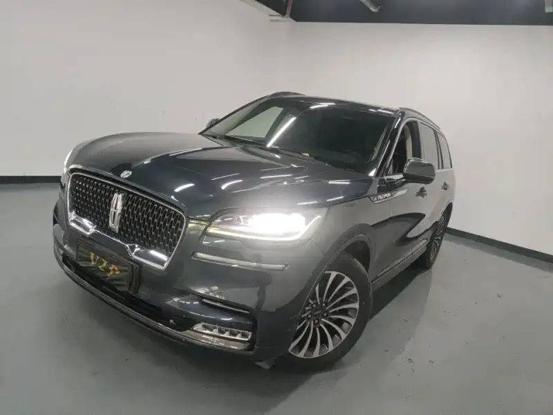 Lincoln Aviator, 2023