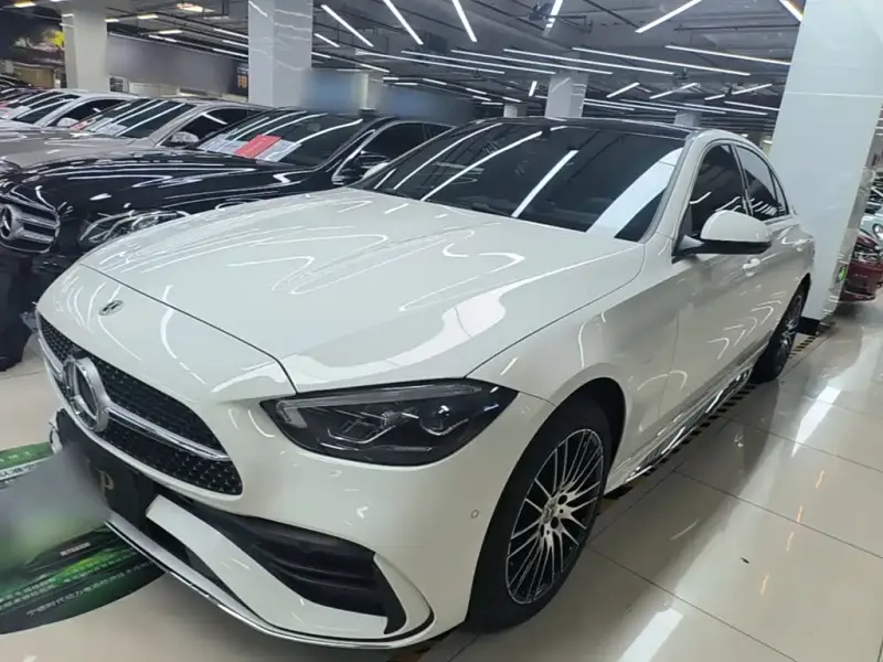 Mercedes-Benz C-Class, 2025