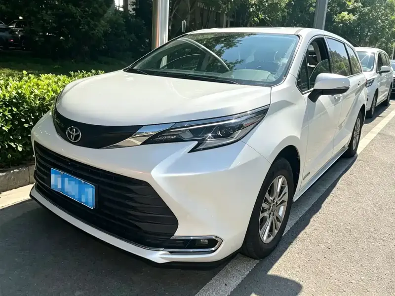 Toyota Sienna, 2022