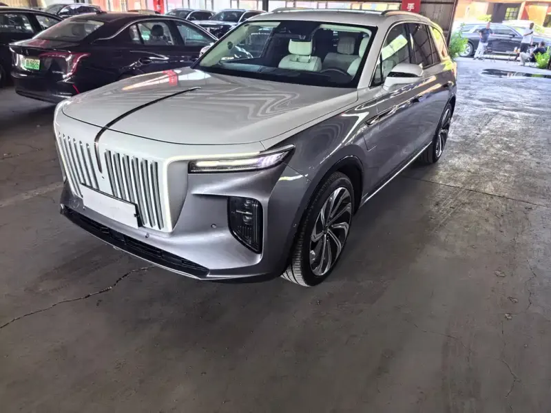 Hongqi E-HS9, 2023