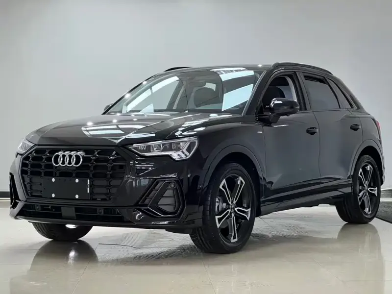 Audi Q3, 2022