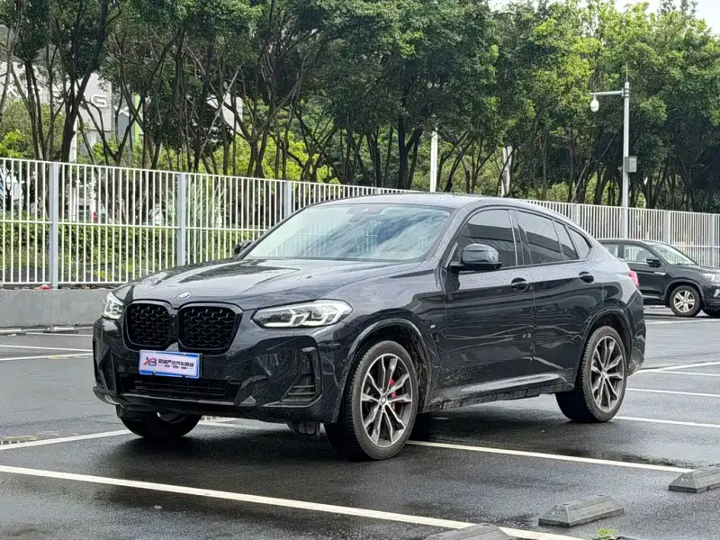 BMW X4, 2022