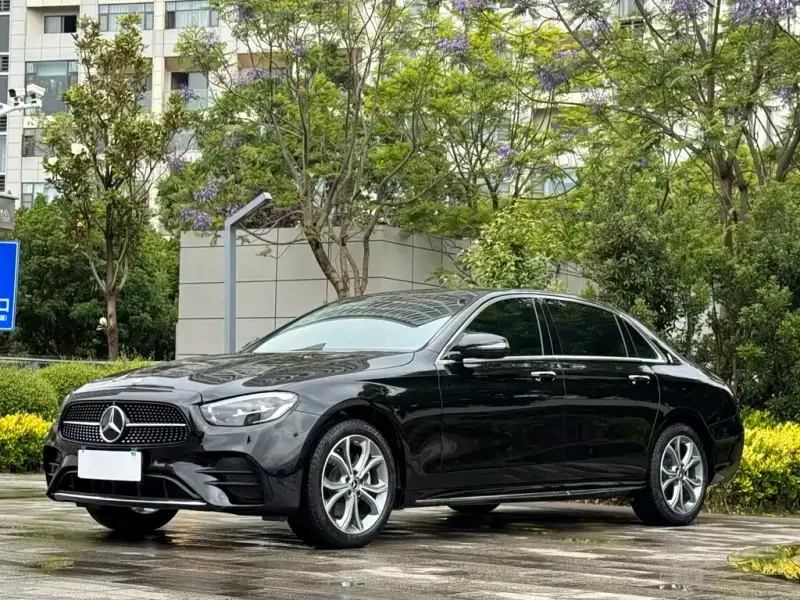 Mercedes-Benz E-Class, 2022