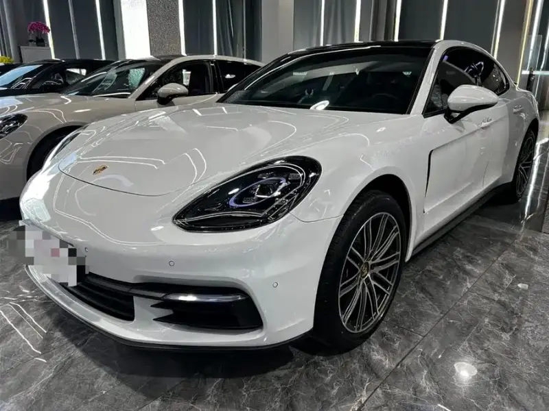 Porsche Panamera, 2017