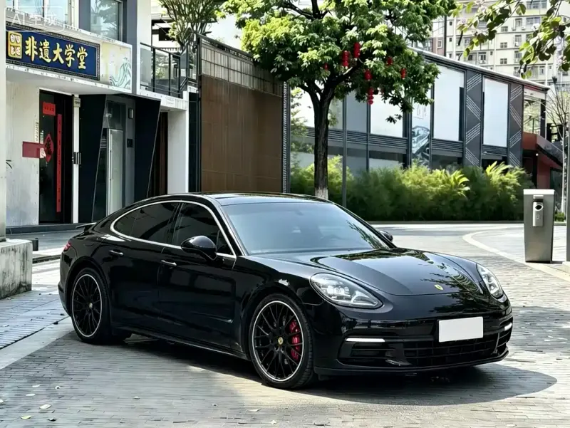 Porsche Panamera, 2017