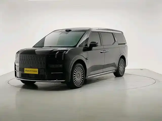 Zeekr 009, 2024