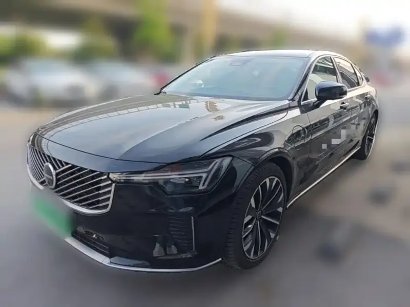 Volvo S90 PHEV, 2025