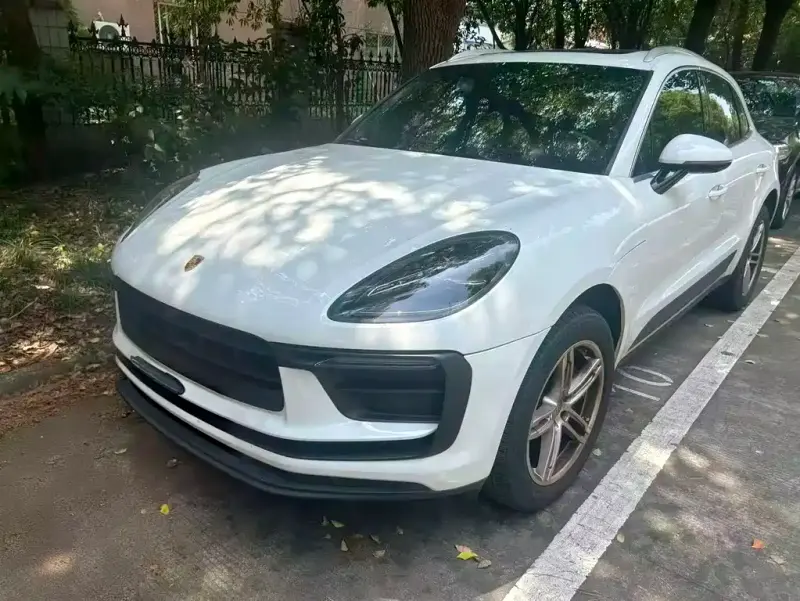 Porsche Macan, 2022
