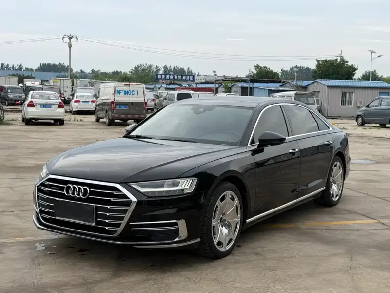 Audi A8, 2021