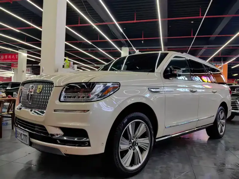 Lincoln Navigator, 2019