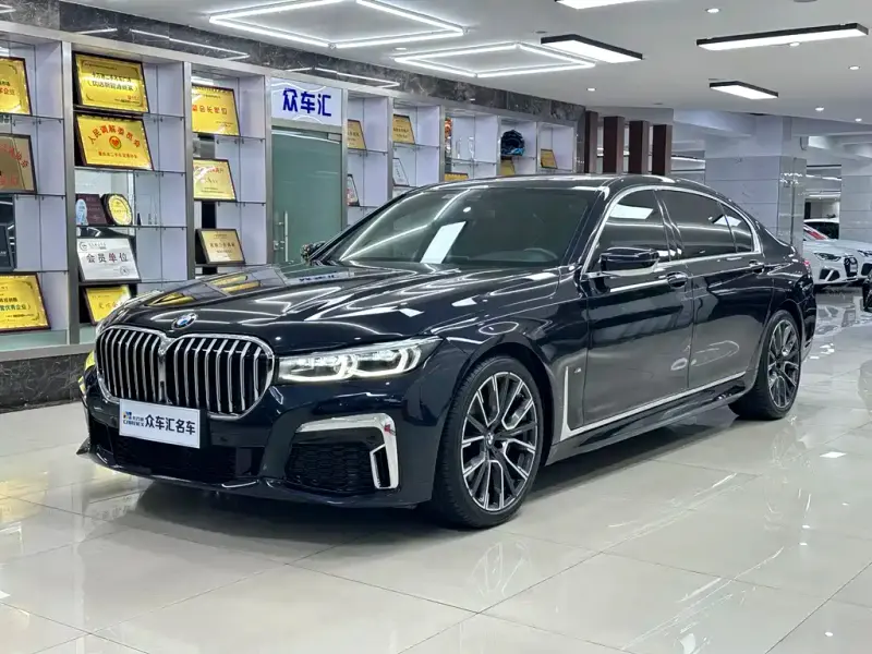 BMW 7 Series, 2022