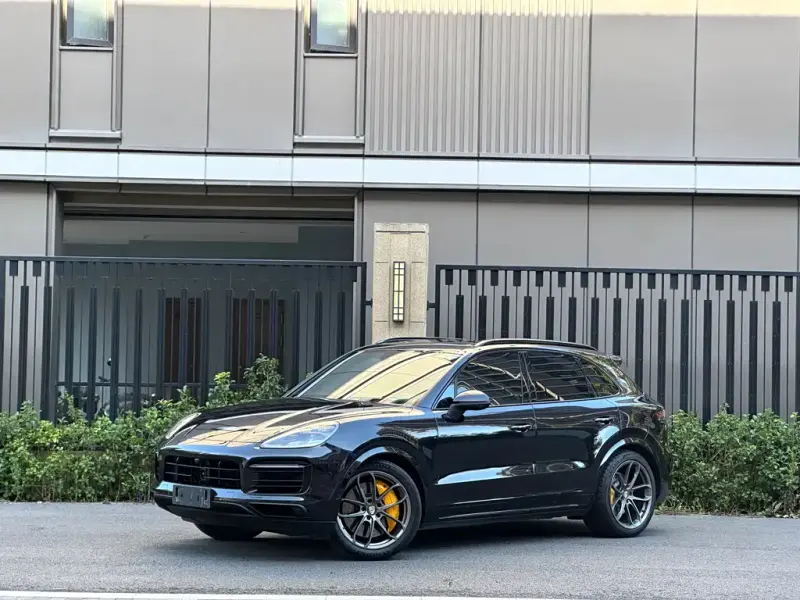 Porsche Cayenne, 2021