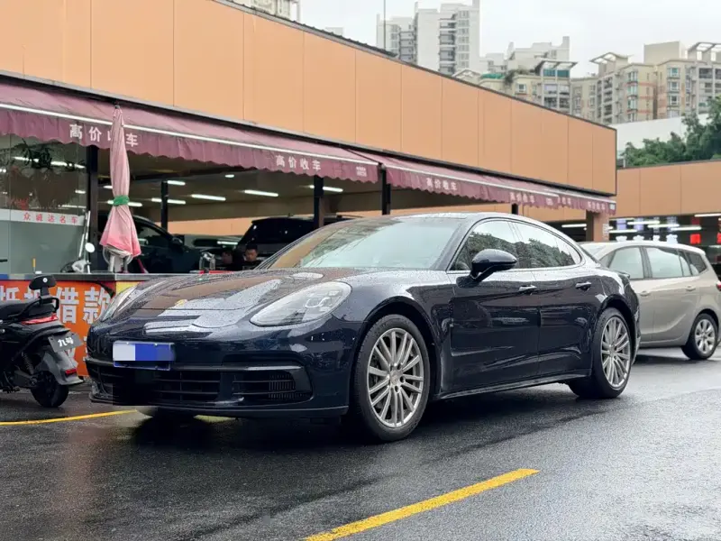 Porsche Panamera, 2020