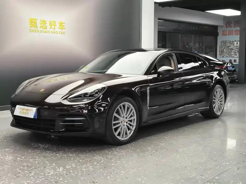 Porsche Panamera, 2019