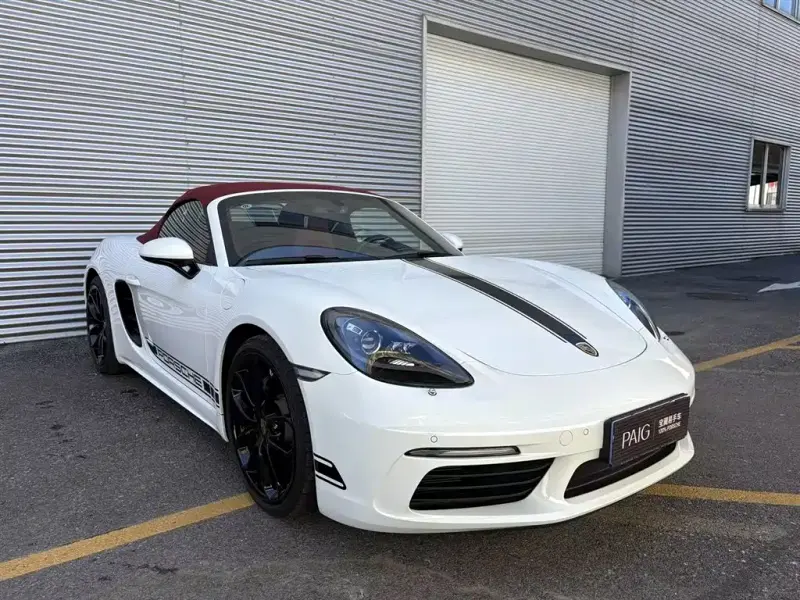 Porsche 718, 2025
