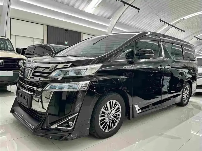Toyota Vellfire, 2022