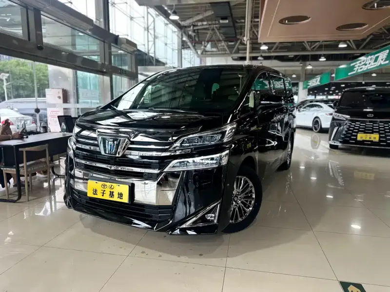 Toyota Vellfire, 2022