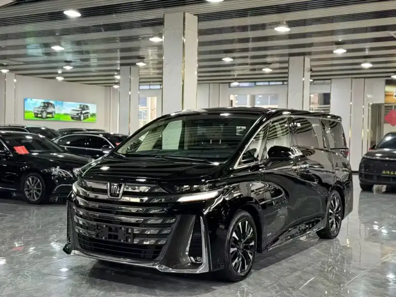 Toyota Vellfire, 2024