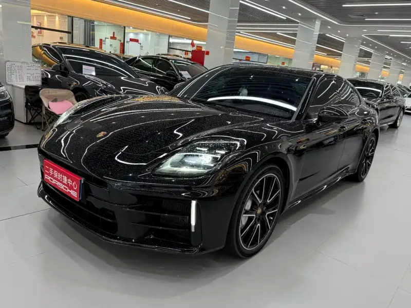 Porsche Panamera, 2024