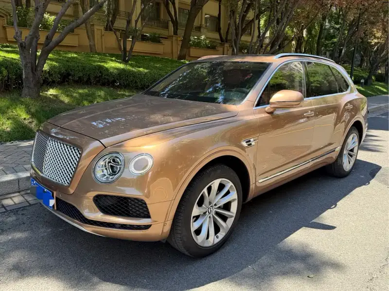 Bentley Bentayga, 2016
