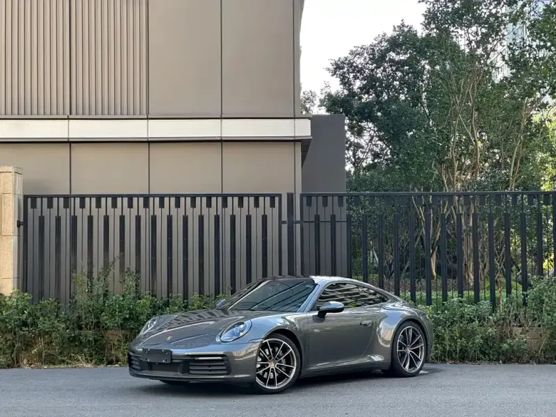 Porsche 911, 2024