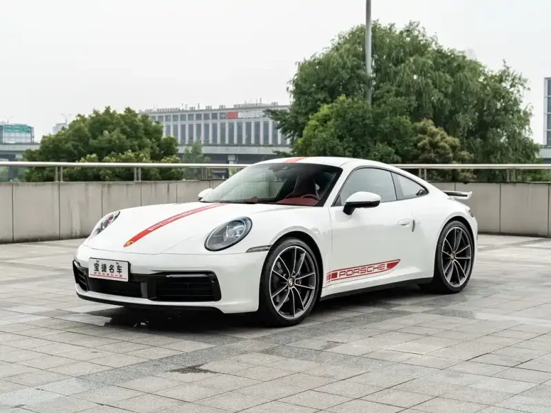 Porsche 911, 2024