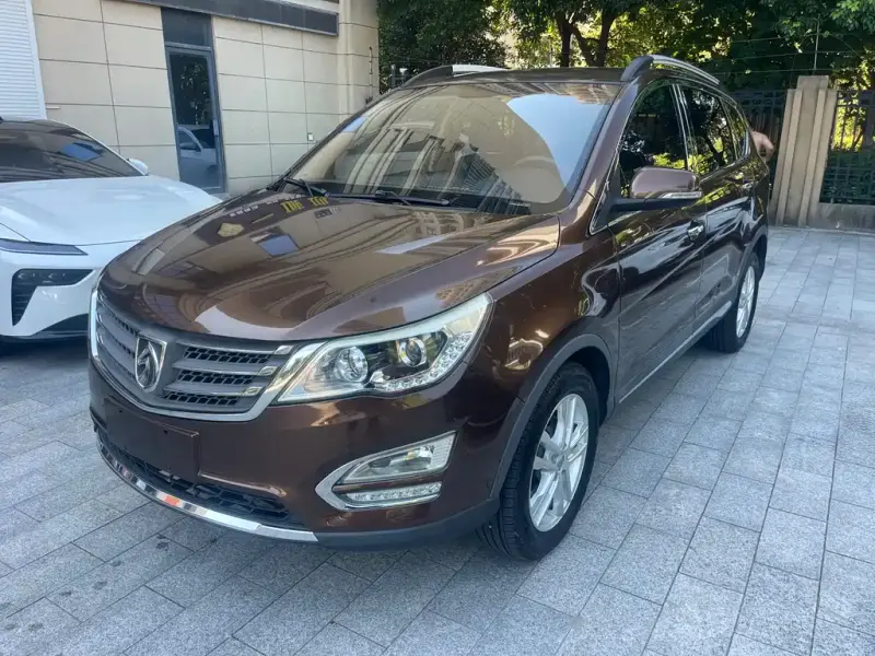Baojun 560, 2015