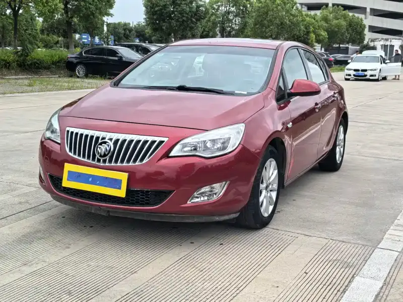 Buick Excelle, 2015