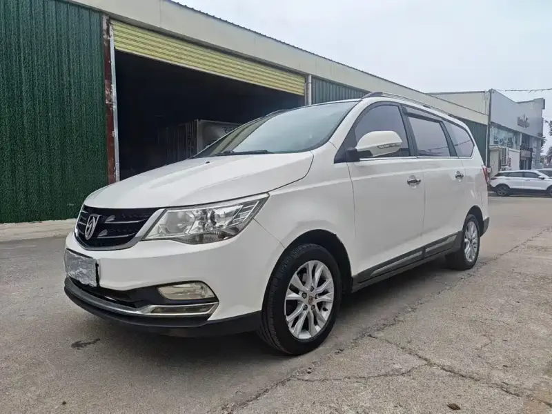 Baojun 730, 2016