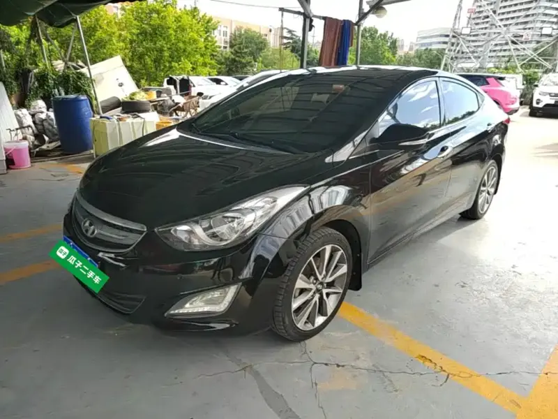 Hyundai Elantra Langdong, 2015