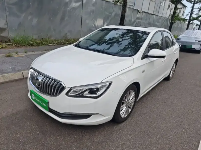 Buick Excelle, 2015