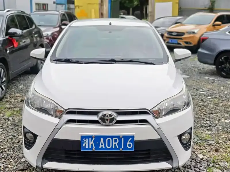 Toyota Yaris L, 2014