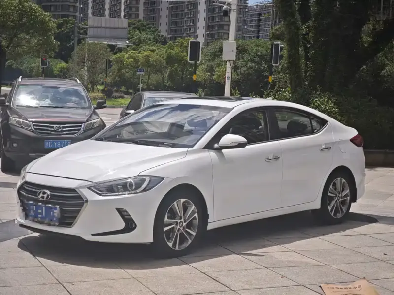Hyundai Elantra, 2017