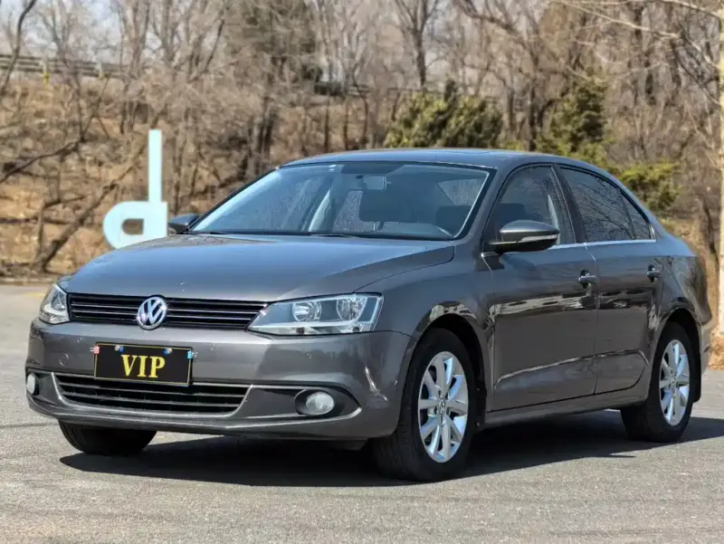 Volkswagen Sagitar, 2013