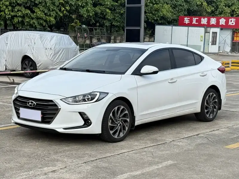 Hyundai Elantra, 2017